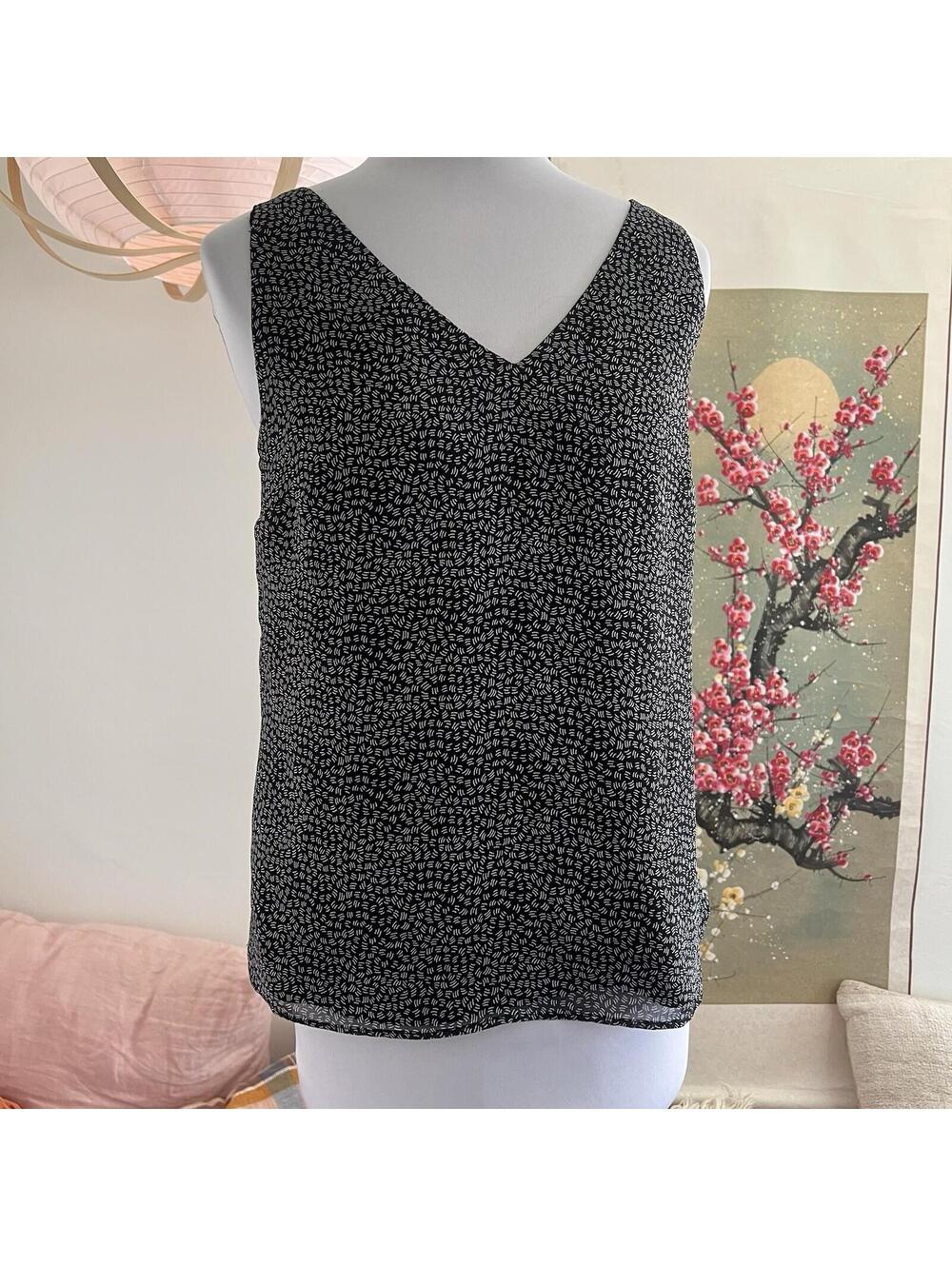 Joie Scribble Print Sleeveless V-Neck Shell tank cam Top Black & White Size XS